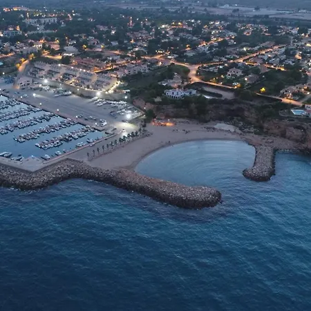 Moderna Cerca De La Playa Almadrava